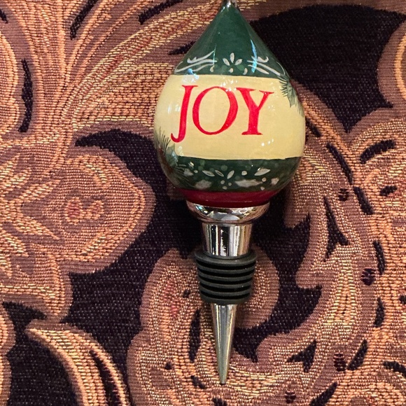 Ne’Qwa Art “Joy” Glass Holiday Wine Bottle Stopper in Box - Picture 2 of 6